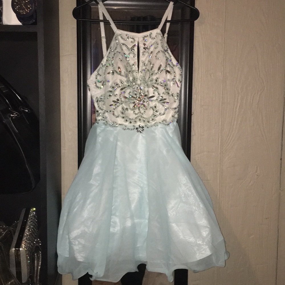 Xscape formal dress